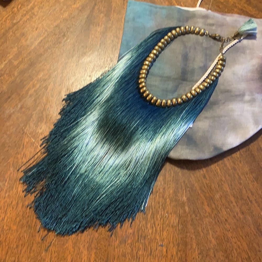 120% LINO | Silk Collar Necklace Tye Dyed - Picture 3 of 7